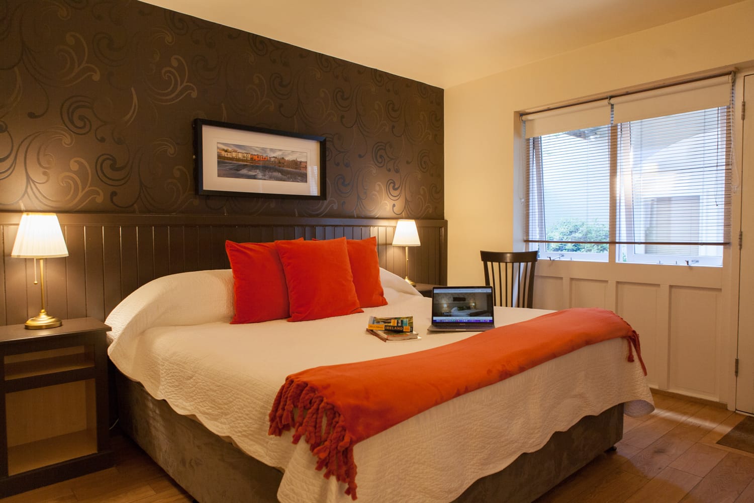 Double room with terracotta throw